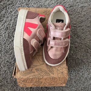 Veja Kids Sneakers in Pink and Tan